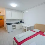 Apartment Trzaska With Free Parking